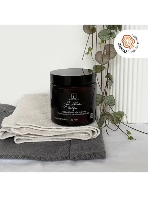Vonná svíčka ŠPINDLERŮV MLÝN - grapefruit, skořice - černá s víčkem